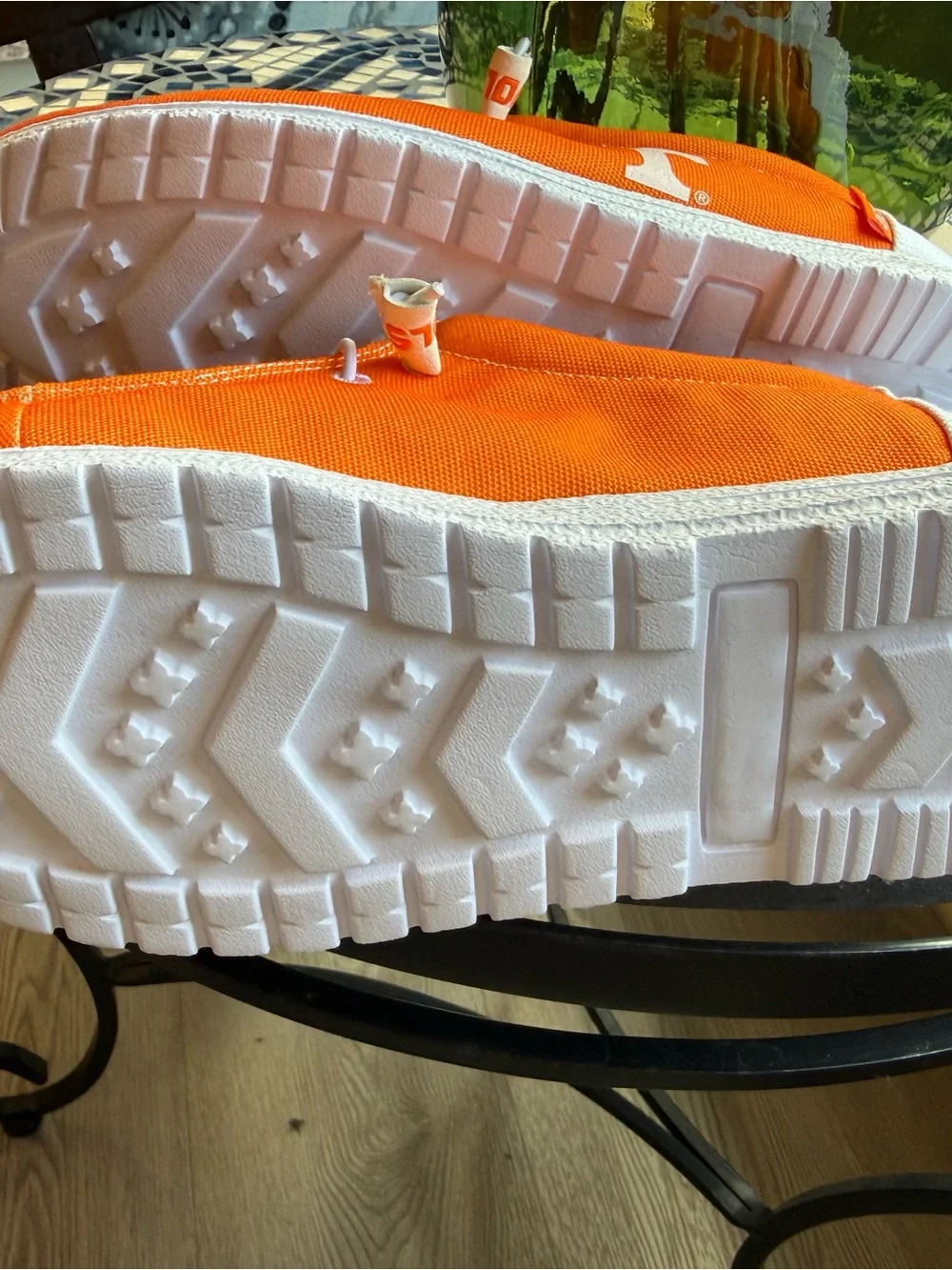Tennessee Volunteers Men’s size 8 Canvas slip on Sneakers NWT
